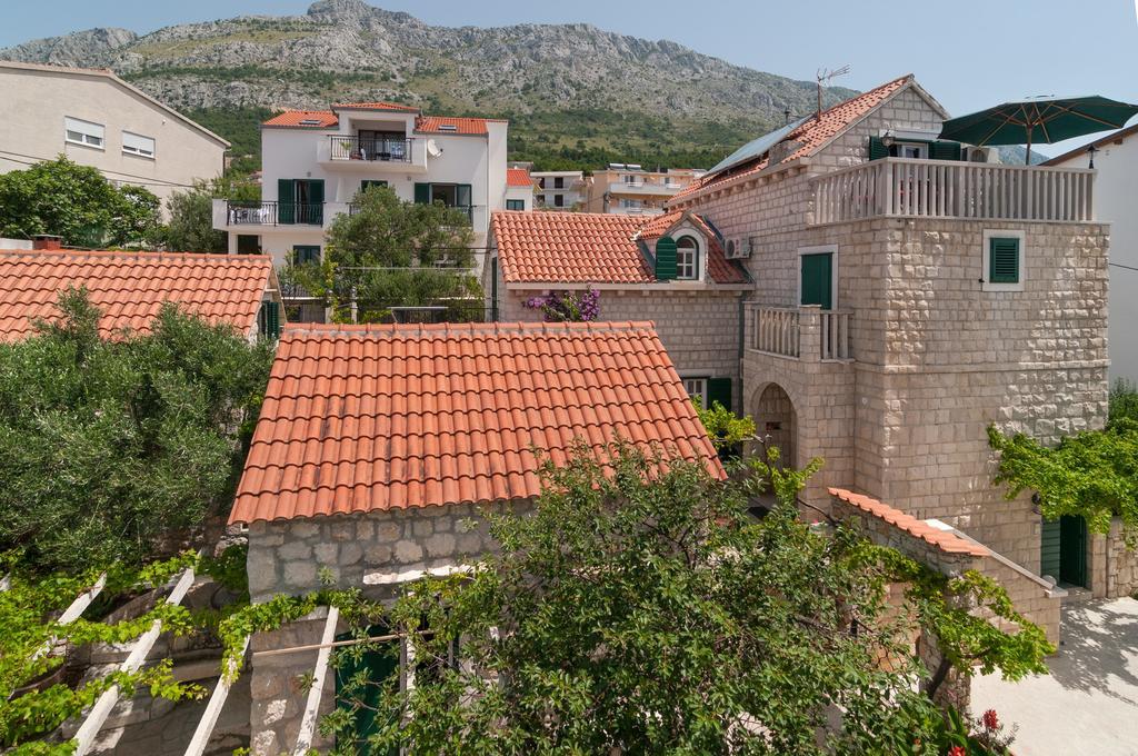 אומיס Apartments Larsen מראה חיצוני תמונה